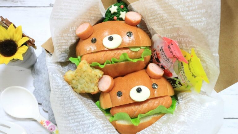 DAISO 使い捨て容器 de ホットドッグくまちゃん弁当 【 キャラ弁 / お泊まり保育弁当 】Japanese Cute Bento Box