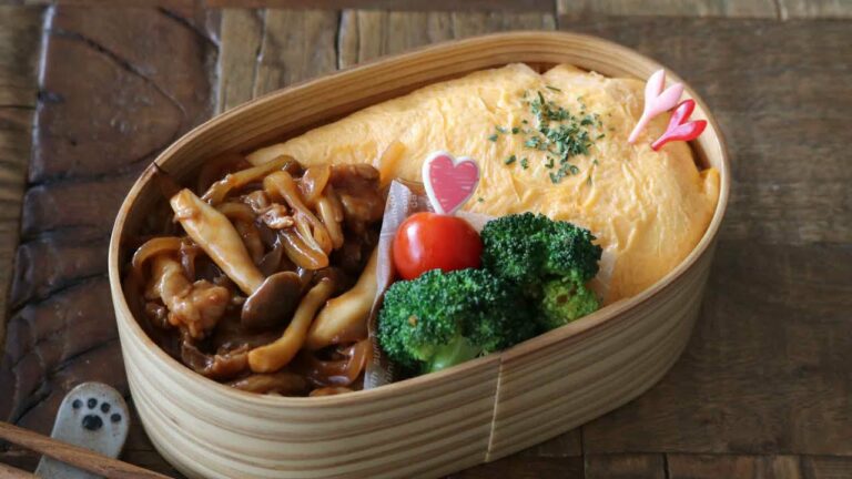 【お弁当作り】これは間違いない美味しさ!ハッシュドポークオムライス弁当bento#764