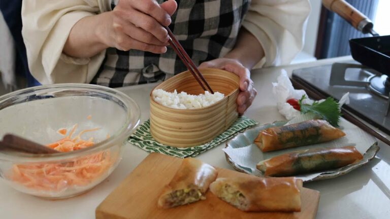 【お弁当作り】たった2つの材料でもウマい!春キャベツの春巻き弁当bento#781