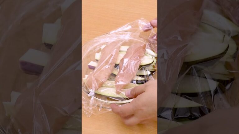 【1人分100kcal以下!】ささみとなすのさっぱりレンジ蒸しの作り方 #shorts 【1人分100kcal以下!】ささみとなすのさっぱりレンジ蒸しの作り方 #shorts