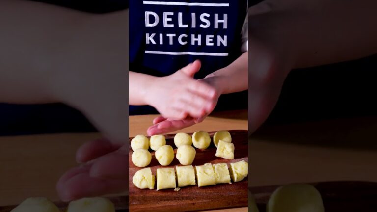 【食べだしたら止まらない】やみつきポテトボールの作り方【ASMR】#shorts 【食べだしたら止まらない】やみつきポテトボールの作り方【ASMR】#shorts