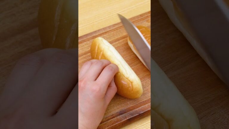 【フライ返しでぎゅっと簡単♪】チーズパニーニ風ホットサンド #Short