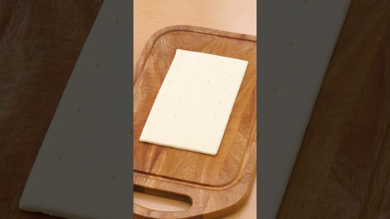 【たこパに飽きたら♪】たこ焼き器でひとくちパイ  #shorts