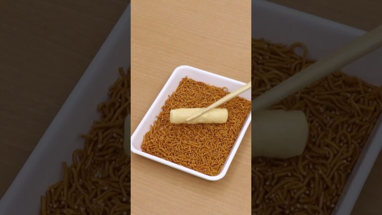 【お菓子を使って】ザクザクチーズフライの作り方 #Shorts