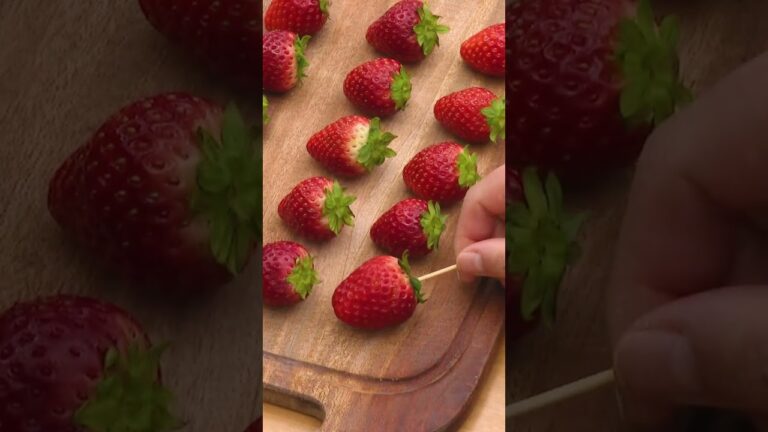 【作って楽しい🍓】いちご飴の作り方 #Shorts