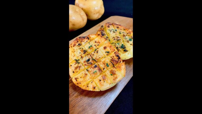 【じゃがいも丸ごとカリッカリ!?】揚げずにフライドポテト越えの旨さ!! / Garlic Butter Potatoes 【じゃがいも丸ごとカリッカリ!?】揚げずにフライドポテト越えの旨さ!! / Garlic Butter Potatoes