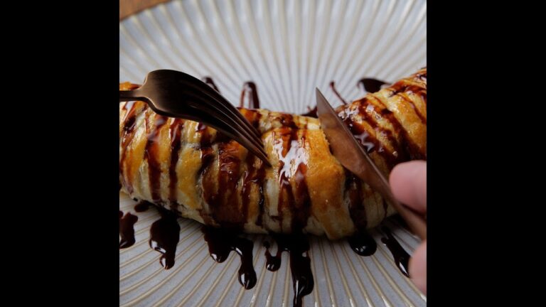 【夢中にさせる美味しさ】サクサクとろーりチョコバナナパイ / Banana Chocolate Pie  #shors