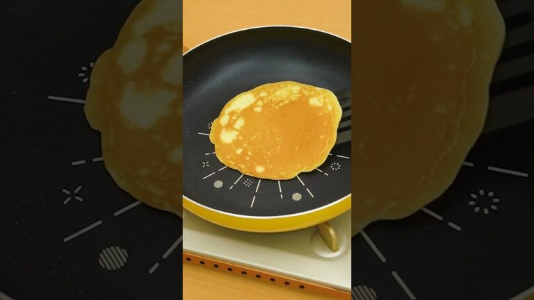 【くるくる】パンケーキロールの作り方 #Shorts