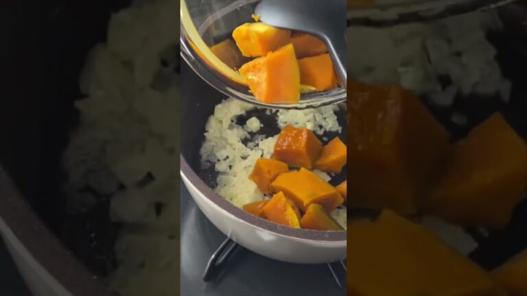 【レシピ】我が家のカボチャスープ🎃詳しいレシピは概要欄から💖 【レシピ】我が家のカボチャスープ🎃詳しいレシピは概要欄から💖