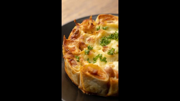 【圧縮ピザ！？】小さいピザを集めて大きいピザにできるって知ってた？ / Pizza Rolls #shorts