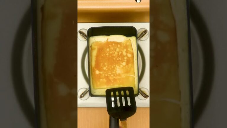 【卵焼き器で作る】ミニバームクーヘンの作り方 #Shorts 【卵焼き器で作る】ミニバームクーヘンの作り方 #Shorts