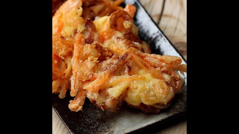 【子どもも大喜び！】サクサク食感がたまらない！にんじんちくわチーズかき揚げの作り方 / Carrot and Chikuwa Cheese Tempura #Shorts