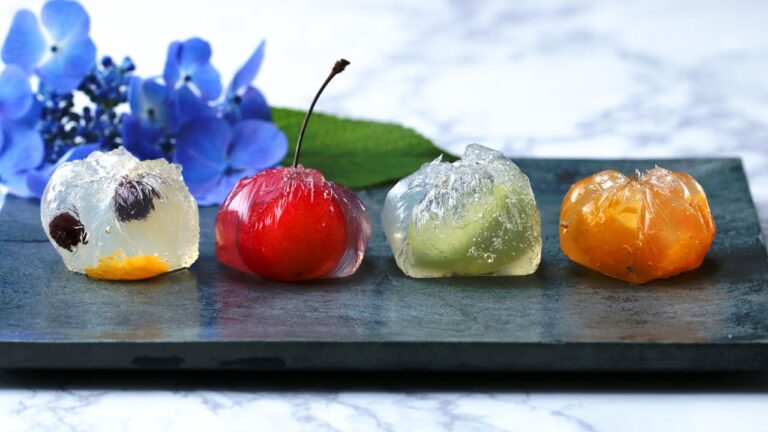 涼を感じるきらきら和菓子✨ 4種のフルーツ錦玉 涼を感じるきらきら和菓子✨ 4種のフルーツ錦玉