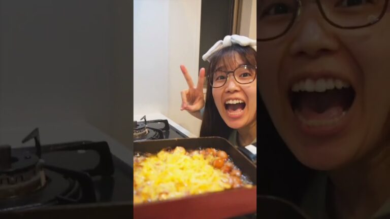 【背徳飯】深夜2時に悪魔のチーズソーセージ丼でキマる独身女 【背徳飯】深夜2時に悪魔のチーズソーセージ丼でキマる独身女