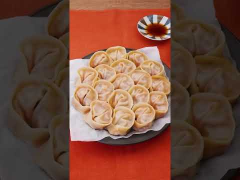 【韓国の餃子】キムチのマンドゥの作り方 #Shorts 【韓国の餃子】キムチのマンドゥの作り方 #Shorts