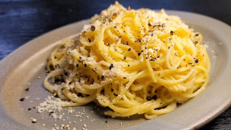 次に流行るパスタ絶対これだ。激ウマ具無しワンパン虚無パスタ【カッチョエペペ】