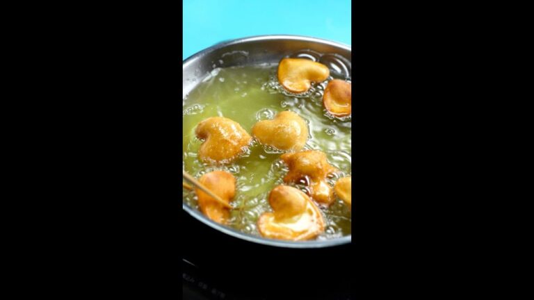 【おもしろい】ホットケーキミックスでプクプク膨らむバブルクッキー / Deep Fried Cookies #shorts 【おもしろい】ホットケーキミックスでプクプク膨らむバブルクッキー / Deep Fried Cookies #shorts