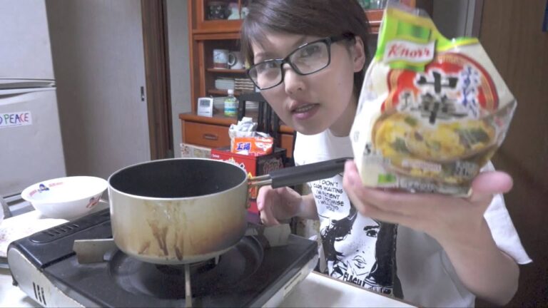 実験レシピ パスタ+重曹=中華麺になるらしい・・・!? 実験レシピ パスタ+重曹=中華麺になるらしい・・・!?