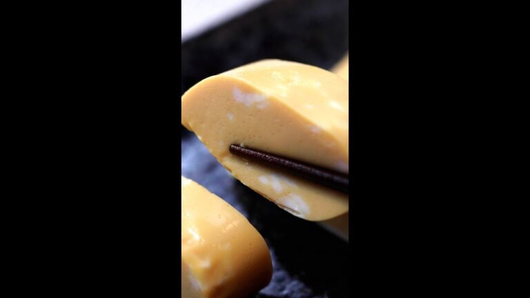 【こんなの見たことない！】低温調理器でツルツルだし巻き卵 / Low-temperature Japanese Omelette #shorts