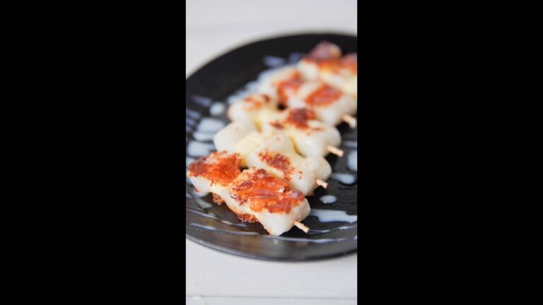 甘じょっぱいは正義！韓国で大人気の屋台グルメを再現したらヤバい夜食が爆誕した / Grilled Cheese Skewers #shorts