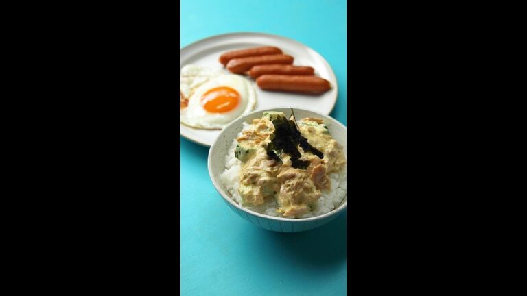 【おにぎりの具にも最高！】3分でツナマヨオクラ丼♡ / Tuna Mayo Okra Donburi #Shorts