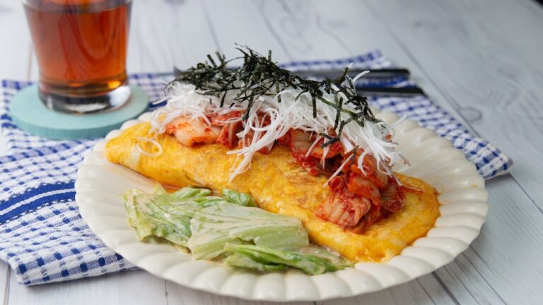 相性抜群!豚キムチオムレツ♪〜スタミナレシピ〜 / Omelet with BUTAKIMU (pork with kimchi) 相性抜群!豚キムチオムレツ♪〜スタミナレシピ〜 / Omelet with BUTAKIMU (pork with kimchi)
