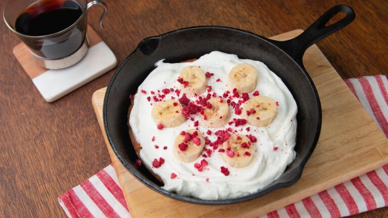 米粉を使ったスキレットダブルクリームパンケーキ / Skillet Pancake Made with Rice Flour 米粉を使ったスキレットダブルクリームパンケーキ / Skillet Pancake Made with Rice Flour