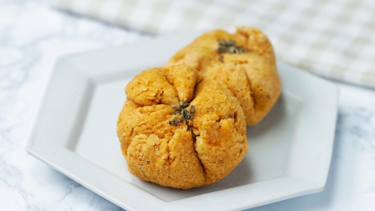 オートミールの生地で!やみつきピザまん♪ / Pizza Steamed Bun Made with Oatmeal オートミールの生地で!やみつきピザまん♪ / Pizza Steamed Bun Made with Oatmeal