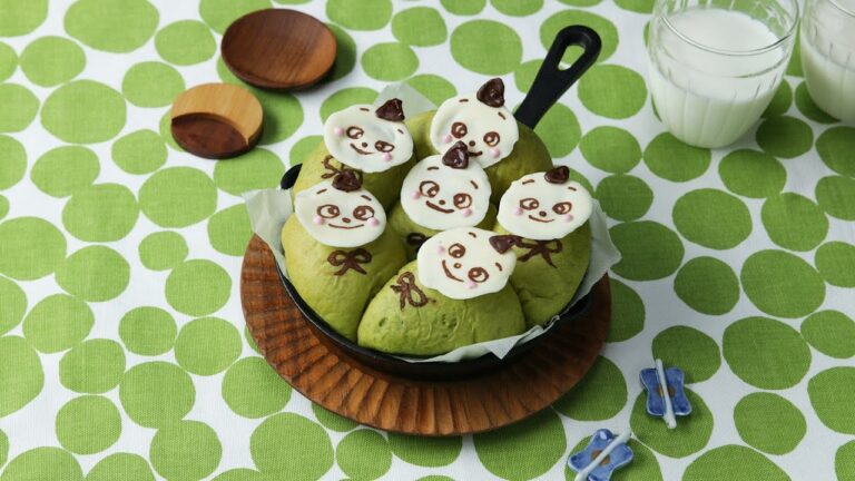 抹茶の行司がどすこいちぎりパン🍵【どすこいすしずもう】コラボ第2弾 抹茶の行司がどすこいちぎりパン🍵【どすこいすしずもう】コラボ第2弾