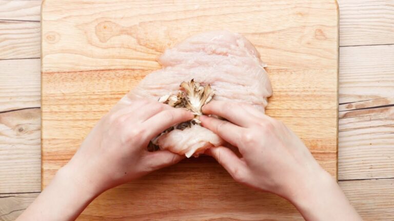 チャーシューなのにヘルシー!?鶏むねと舞茸の和風チャーシュー / Steamed Chicken breast チャーシューなのにヘルシー!?鶏むねと舞茸の和風チャーシュー / Steamed Chicken breast