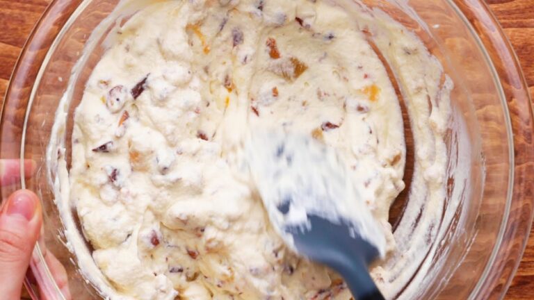 フルーツとナッツのセミフレッド〜柔らか食感のアイスケーキ〜 / Semifreddo with dried fruit and nuts