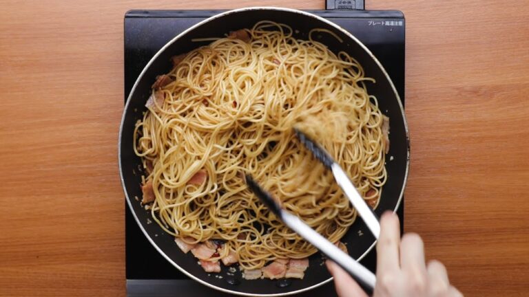 たったこれだけで和風アレンジ！簡単ペペロンチーノ / Japanese Style Peperoncino With Garlic