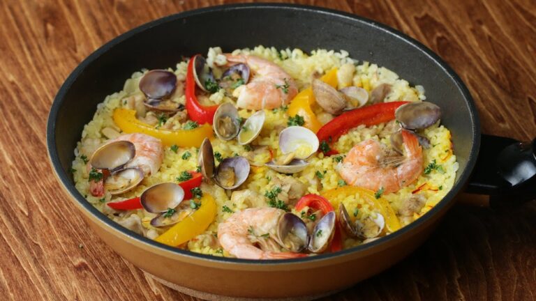 フライパンで!お手軽パエリア〜おもてなしにも♪〜 / Easy Paella フライパンで!お手軽パエリア〜おもてなしにも♪〜 / Easy Paella