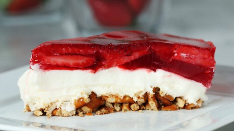 いちごプレッツェルチーズケーキ 〜サクサクぷるぷる〜