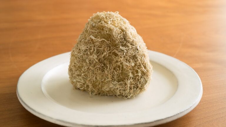 「とろろ昆布おにぎり」の作り方 | 梶山葉月の伝えていきたい日本の郷土料理