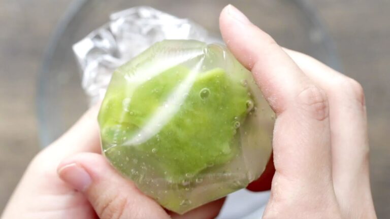 ひんやりプルン♪抹茶あんの水まんじゅう