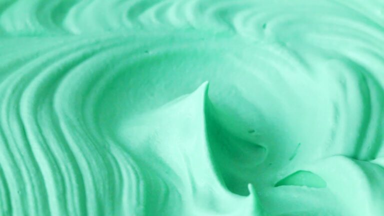 集まれチョコミン党！お家で作れるチョコミントタルト