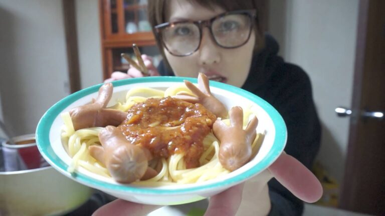 賞味期限が２年切れた「ミートソース」を食べてみた！