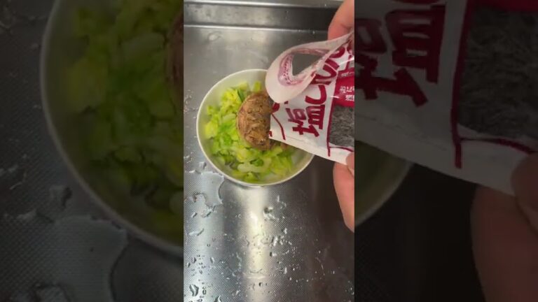 この夏3回は作りそうな美味すぎ無限キャベツレシピ