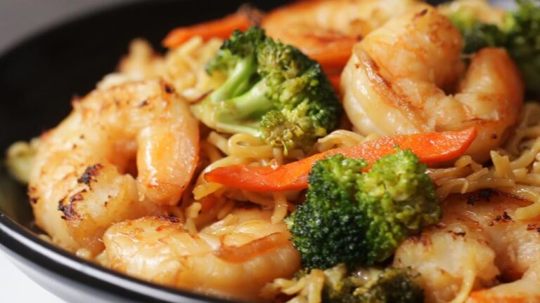 どれにする?4種の焼きそば どれにする?4種の焼きそば