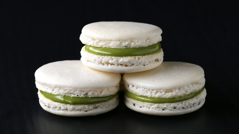 大人の和スイーツ♪ ホワイト抹茶マカロン