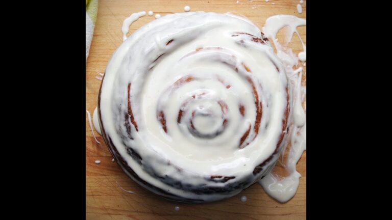 甘党なアナタヘ!BIGシナモンロール 甘党なアナタヘ!BIGシナモンロール