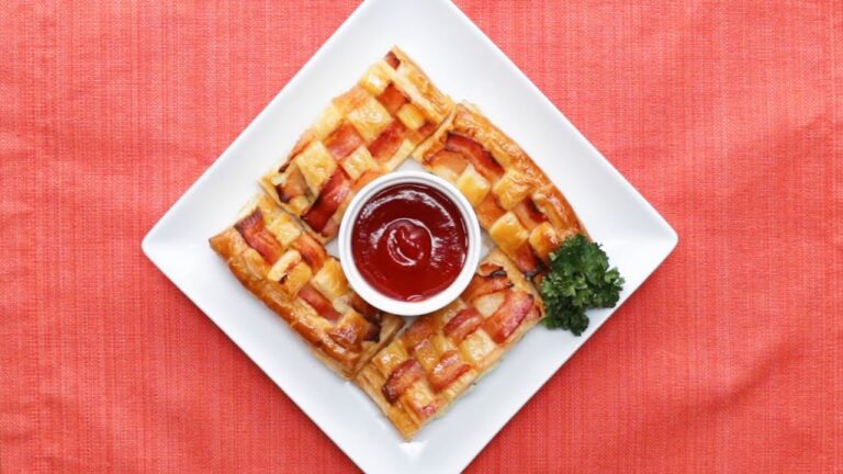 おやつにぴったり♪ あみこみベーコンポテトパイ おやつにぴったり♪ あみこみベーコンポテトパイ