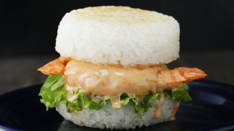 やみつきソースが決め手!えびマヨライスバーガー やみつきソースが決め手!えびマヨライスバーガー