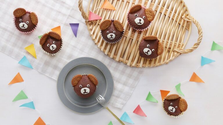 簡単に作れてかわいい♪ くまさんマフィン🐻 簡単に作れてかわいい♪ くまさんマフィン🐻