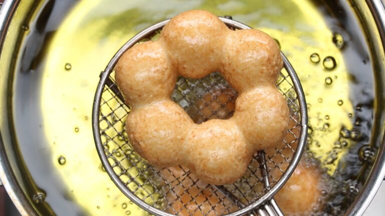 お好みデコでとびきりかわいく♪ もっちもちリングドーナッツ お好みデコでとびきりかわいく♪ もっちもちリングドーナッツ