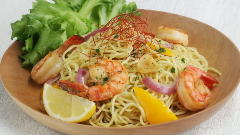 おつまみにもぴったり👍 ガーリックシュリンプ焼きそば🍤