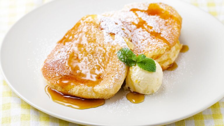 おうちでカフェ気分♪ ふわしゅわパンケーキ おうちでカフェ気分♪ ふわしゅわパンケーキ