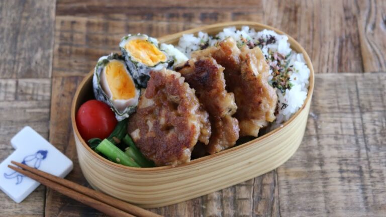 【お弁当作り】食感がクセになって無限に食べれる!豚ひき肉とレンコンのお焼き弁当bento#926