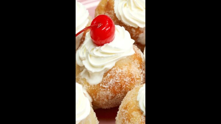 食パンで作る!クリームドーナツ / Bread Cream Donuts #shorts 食パンで作る!クリームドーナツ / Bread Cream Donuts #shorts